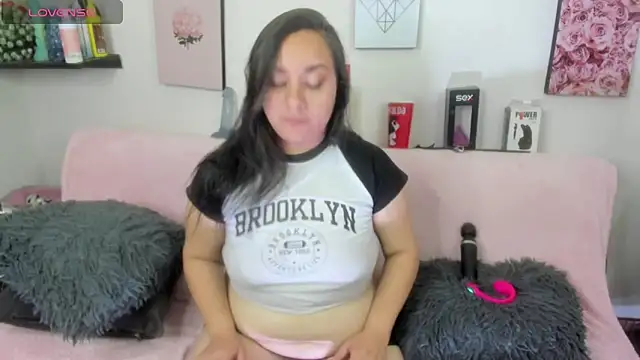 Lele_669 webcam