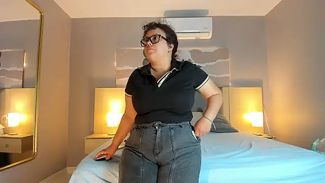 Zara_Holly_ webcam