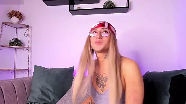 BadKittyTS webcam