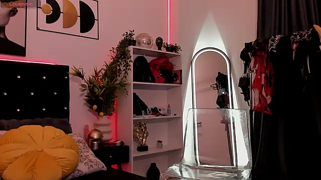 AmyyyDiamond webcam