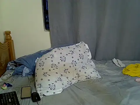 sexxyroxy (F young) - Get naked.