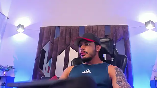 Justin_WhiteJS webcam