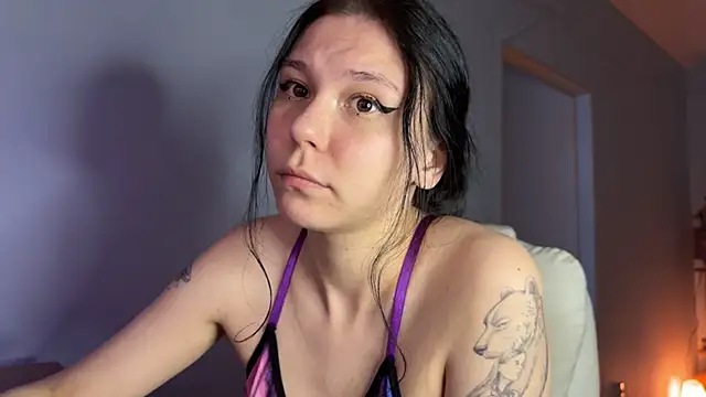 pinkdolly18 webcam