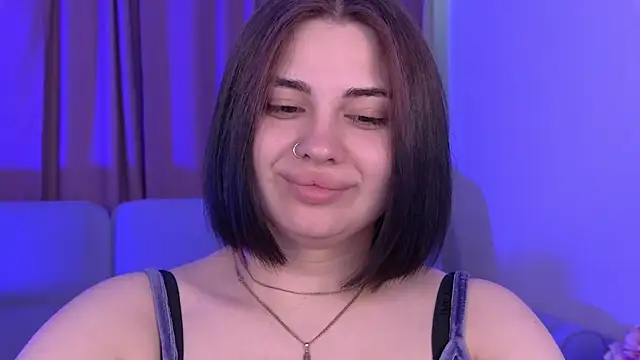 AdrianaToress webcam
