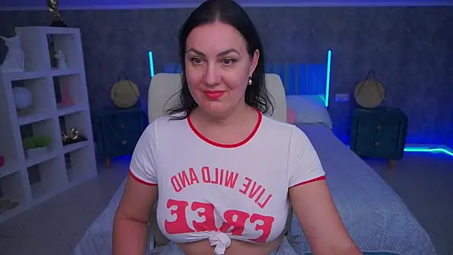VelvetLuck webcam