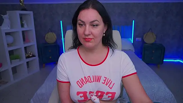 VelvetLuck webcam
