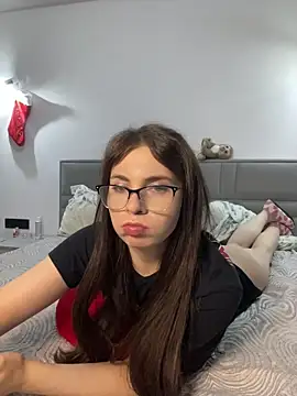 CurlyLara live sex cam