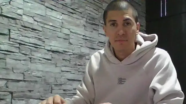 Sexylatin64 webcam