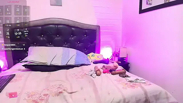 QueenMatturex webcam