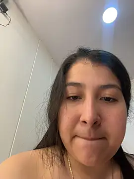 evelyn_1702 webcam