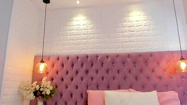 nela_moretti webcam