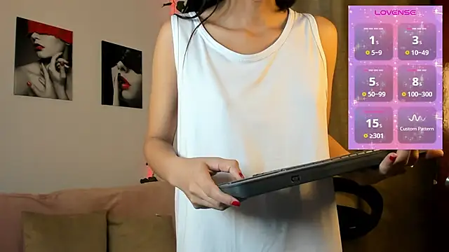 Rebeca_Marchetti webcam
