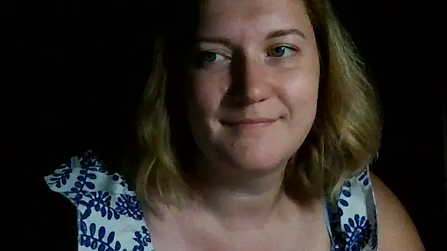 TinaKittyX webcam
