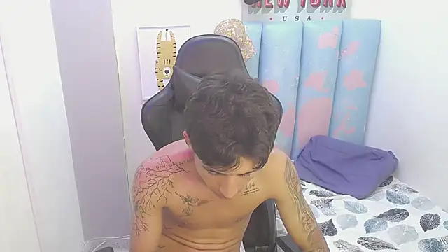 liam_play webcam