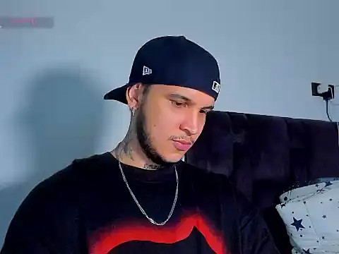 jacob_lautnerr webcam