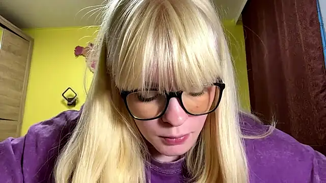 LeslyKelly webcam