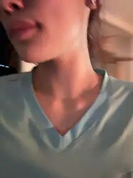 bergmanamii live sex cam