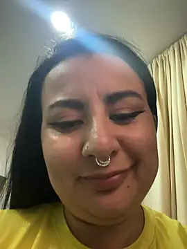 Abril_Luv webcam