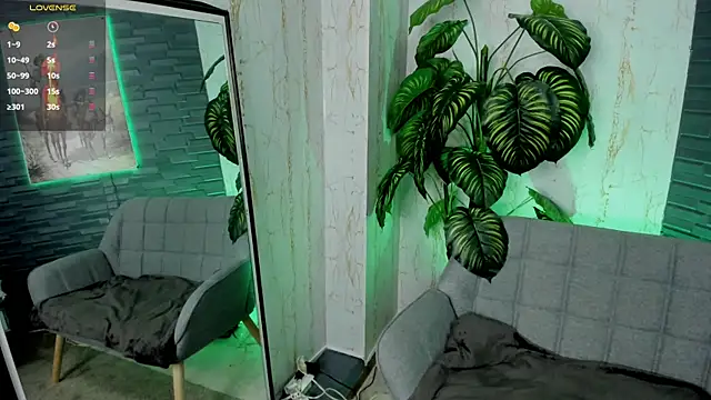 Lucifer_shadow webcam