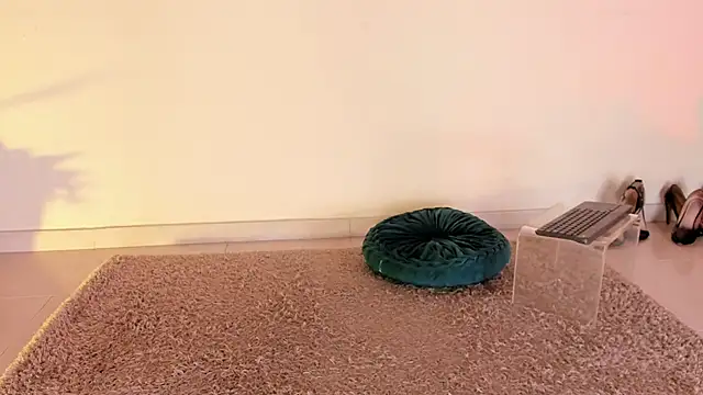 ArchieCollins live sex cam