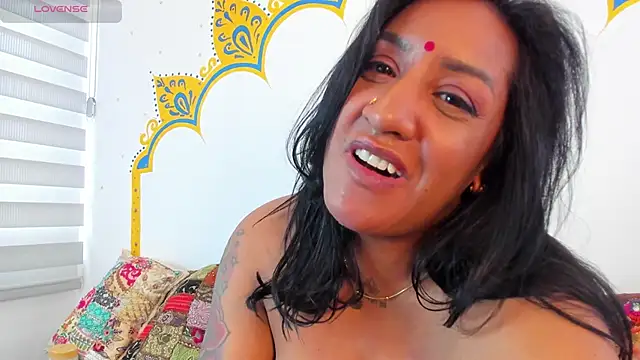 ladynahir - LadyNahir's free webcam - UK Sex Cams