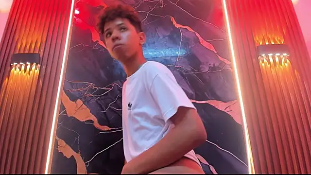 Amers_bigcock webcam