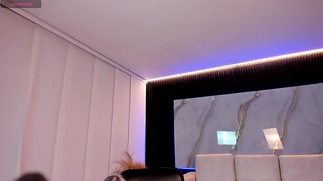 zoe_linss - Zoe_linss's free webcam - UK Sex Cams