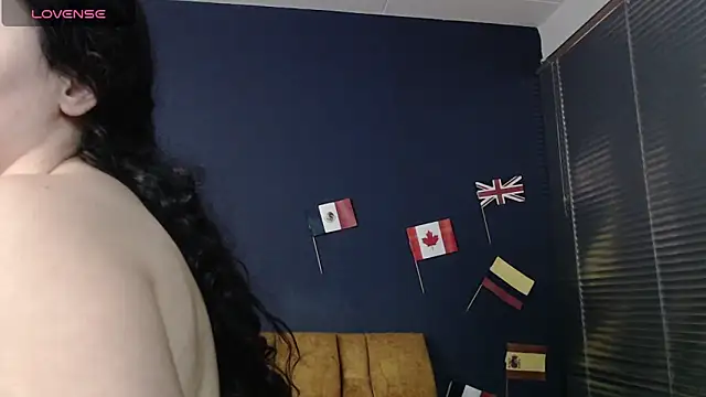 KendraaSimons webcam
