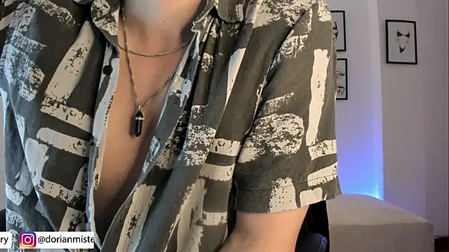 Dorianmistery2322_ webcam