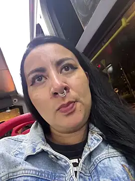 Abril_Luv webcam