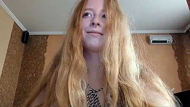 KateVibe_01 webcam