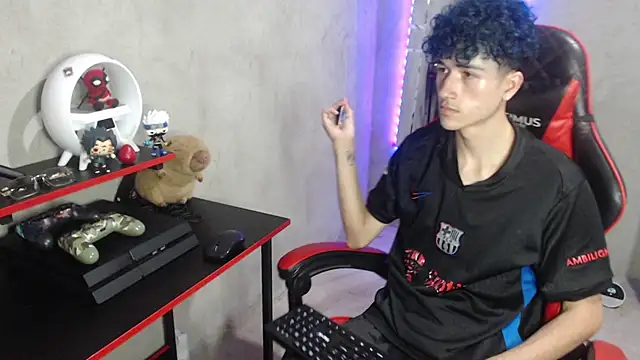 Johnny_cagee_ webcam