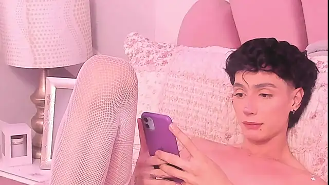 KylieMonnett webcam