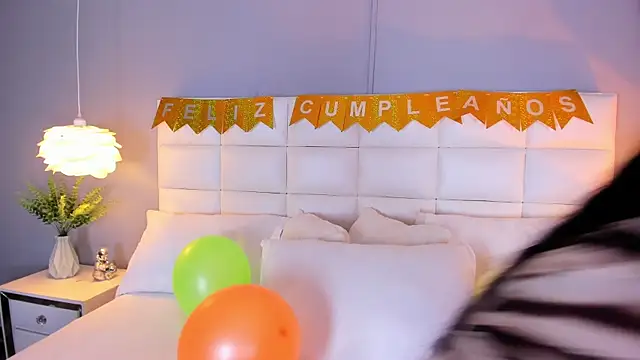 _BunnyNaugthy webcam