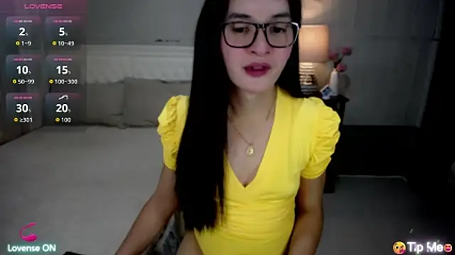 AsianSweetHeartxX webcam