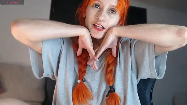 skinny_Raven webcam