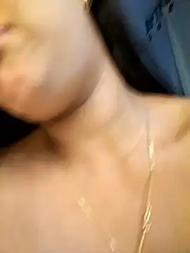 saharqamar (F young) - Suck my boobs Daddy