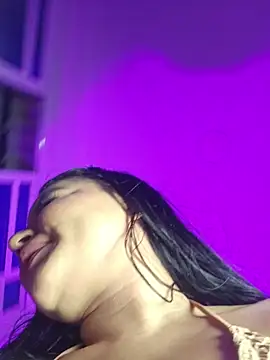 Pretty_Julieta webcam