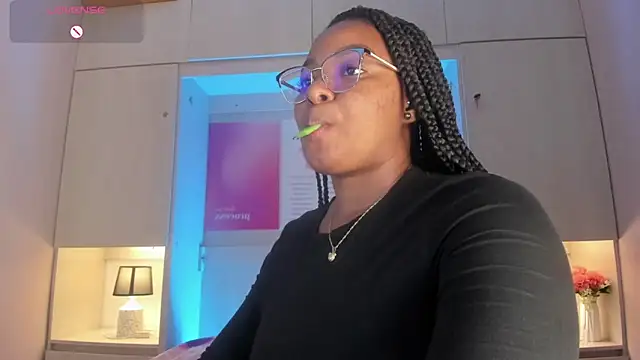 tamaraa_smiith webcam