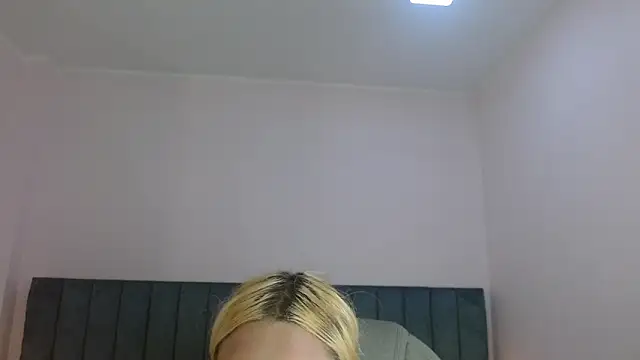 april_bunnyy webcam