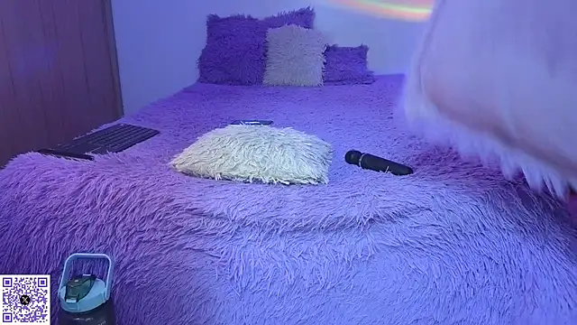 angie_bigboobs_ webcam