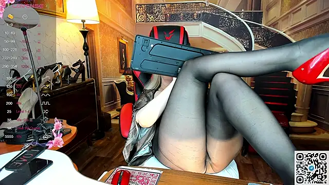 Nina_Devillle webcam