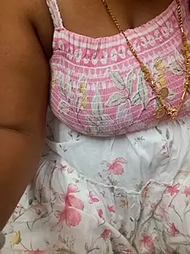 Tamil_Ammani webcam