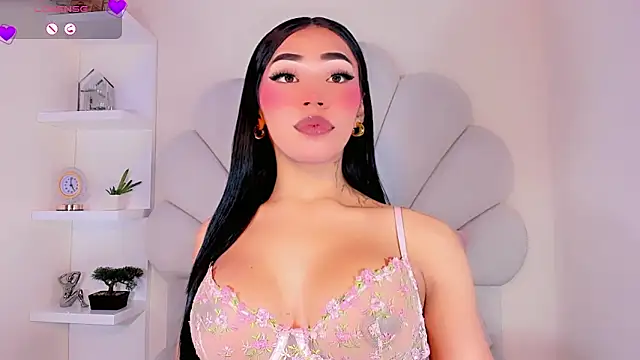 AshleyYasmin webcam
