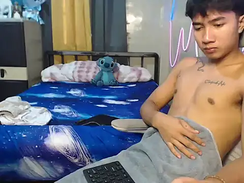 Ur_hottestjonny webcam