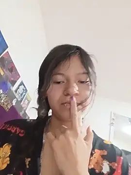 Ninffa_sweet21 webcam