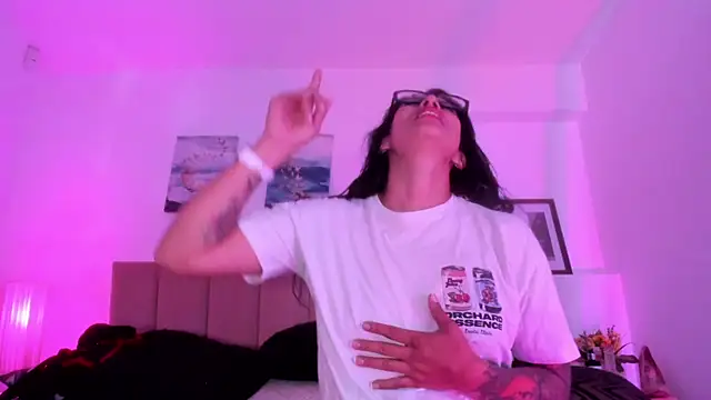 ZarayFeet webcam