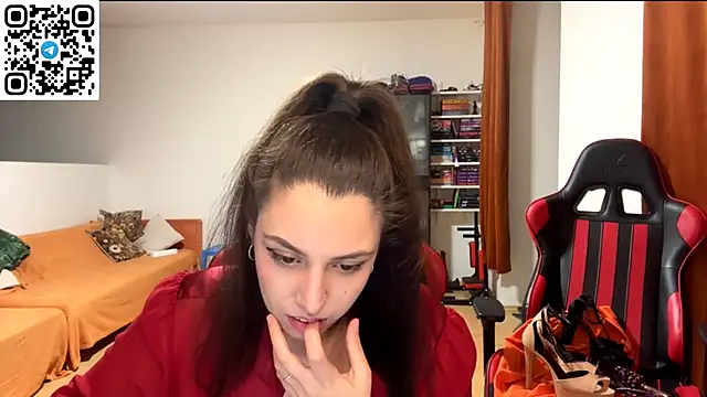 SweetFenomen67 webcam