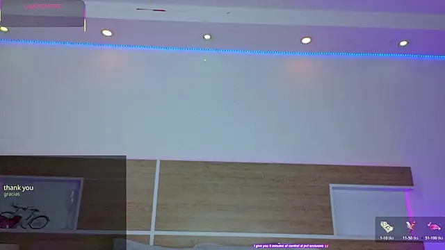 KAROL-SCOTT webcam