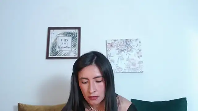 JainaRogers webcam
